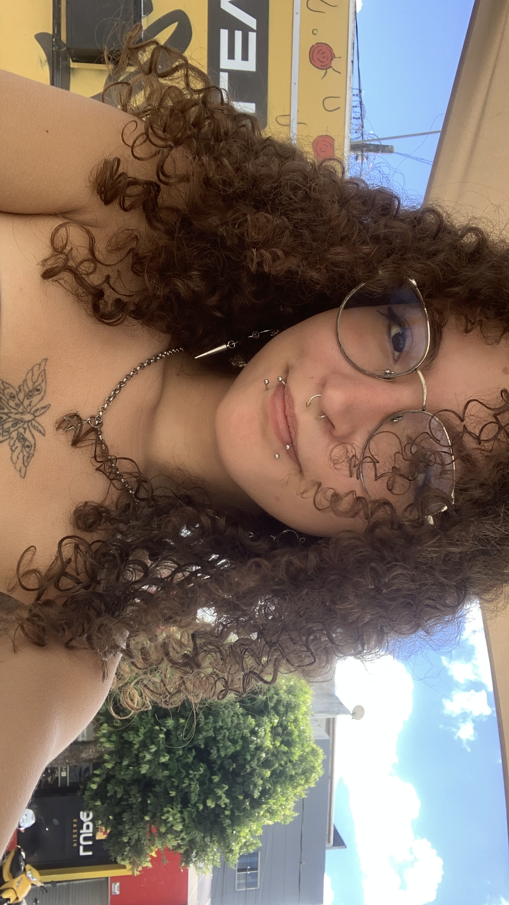 Foto de cris oliveira